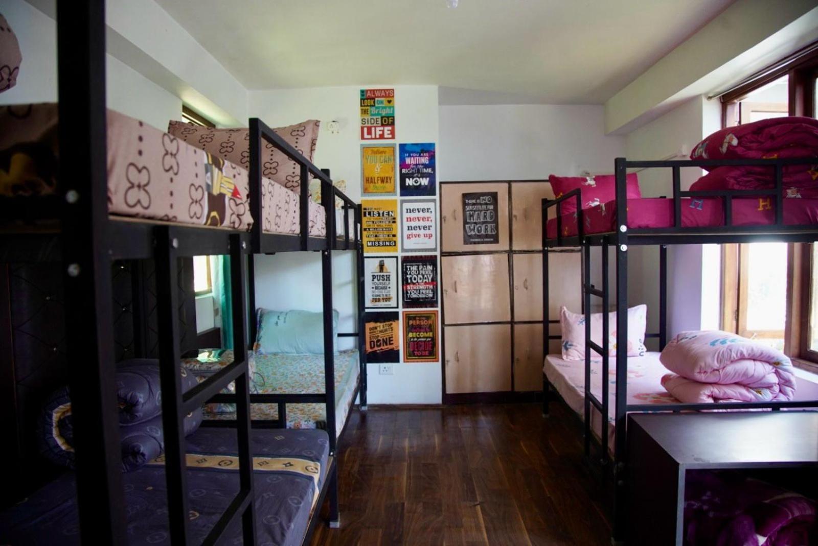 Backpackers Den Hostel Гангток Екстериор снимка
