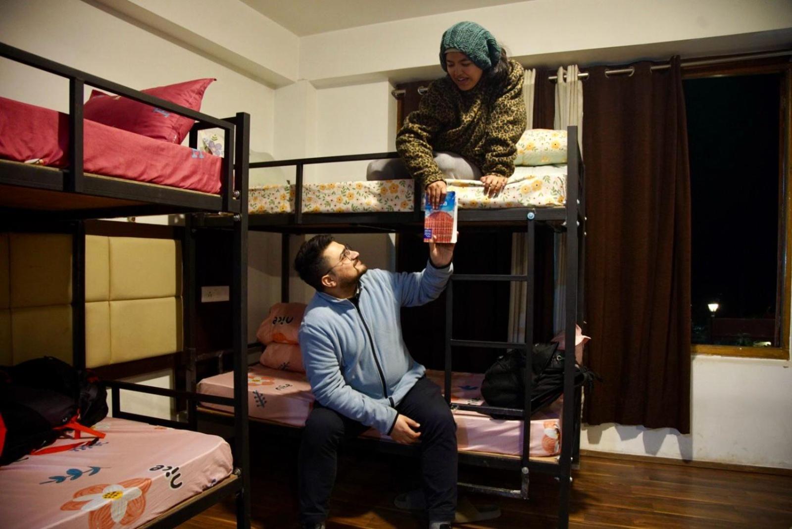 Backpackers Den Hostel Гангток Екстериор снимка