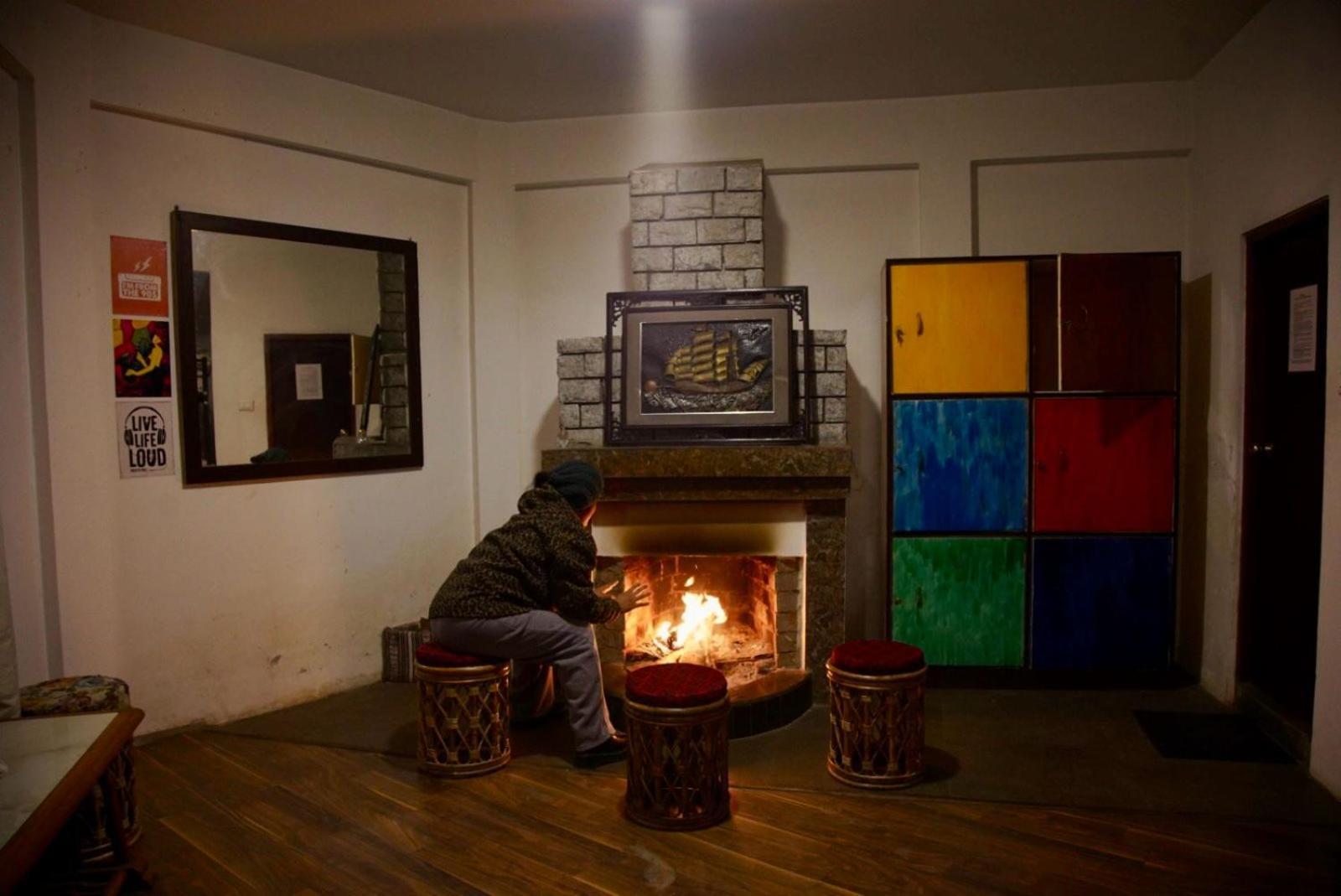 Backpackers Den Hostel Гангток Екстериор снимка